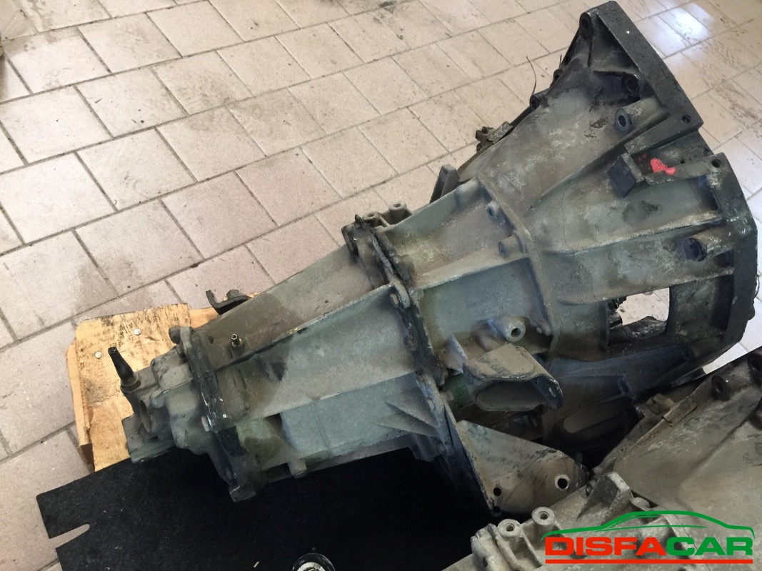 Cambio usato Renault Trafic 2100 1988, codice 852D750 – foto 4 di 4