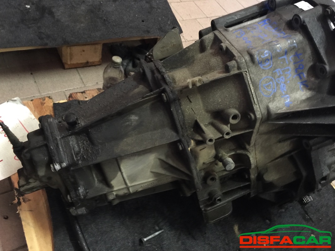 Cambio usato Renault Trafic – foto 2 di 3