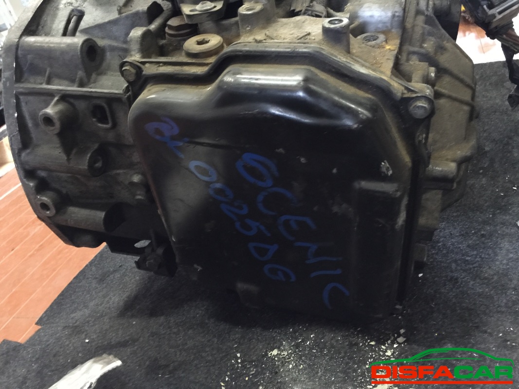 Cambio usato Renault Scenic Automatico 1999, codice K4MA7 – foto 2 di 6