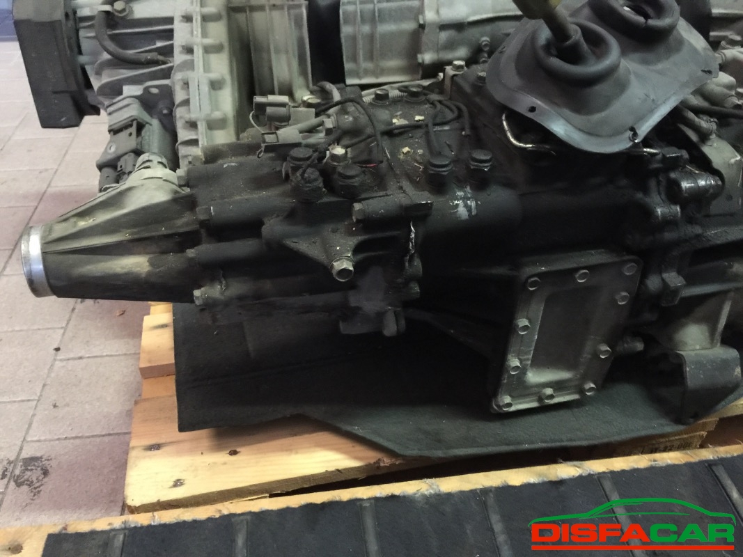 Cambio usato Mitsubishi Pajero 1997, codice 4M40 – foto 3 di 7