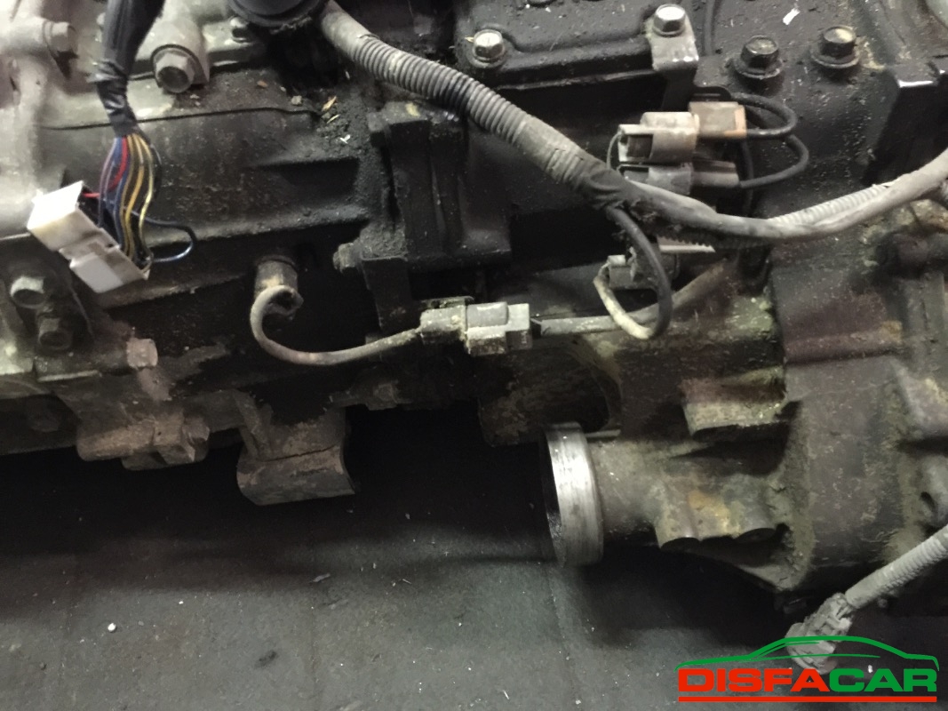 Cambio usato Mitsubishi Pajero 1997, codice 4M40 – foto 6 di 7