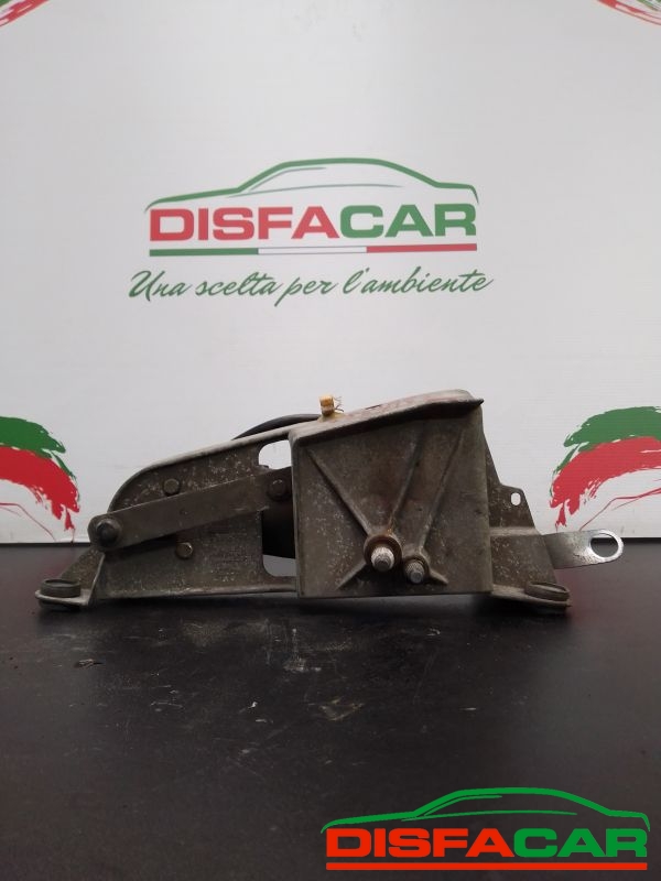 Motorino tergicristallo usato Renault Twingo 1a Serie completo di leveraggio 1993, codice 53545702 – foto 3 di 4