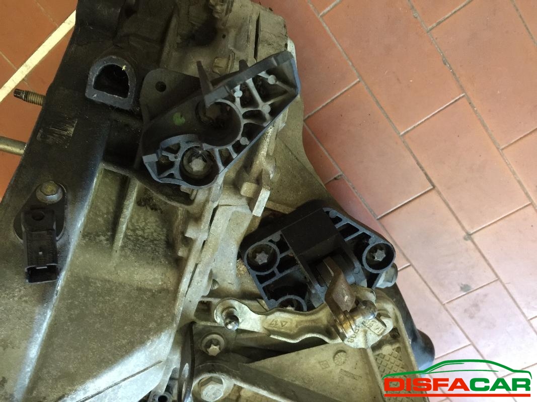 Cambio usato Renault Modus MEGANE SCENIC 2A SERIE. CLIO 3A SERIE 2002, codice K9KT7 – foto 2 di 5