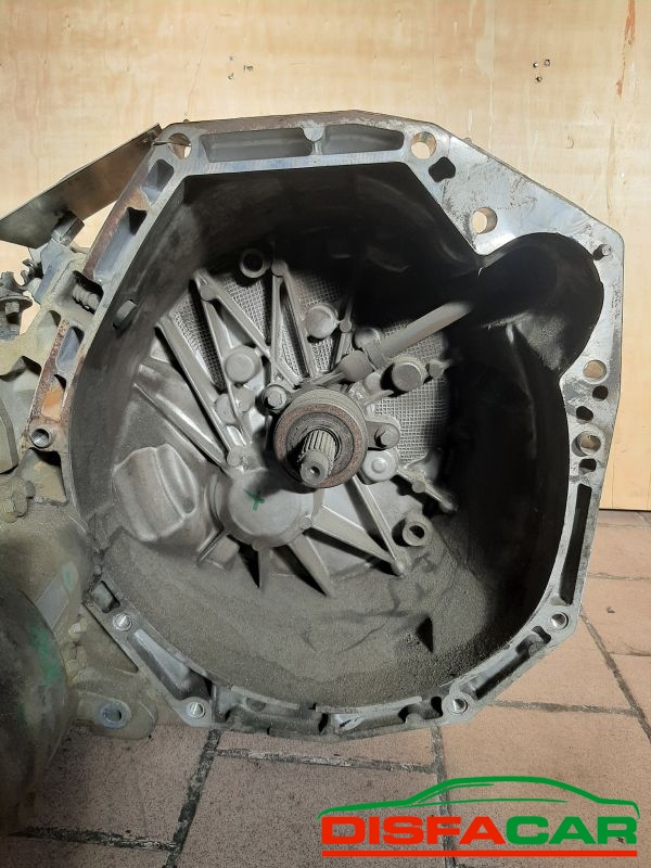 Cambio usato Dacia Duster 4x4 2010, codice tl8005 – foto 2 di 14