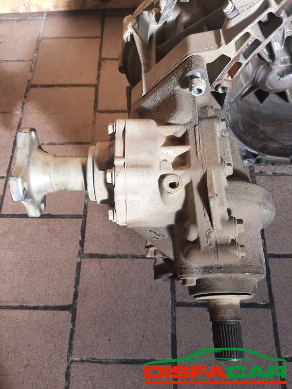 Cambio usato Dacia Duster 4x4 2010, codice tl8005 – foto 4 di 14