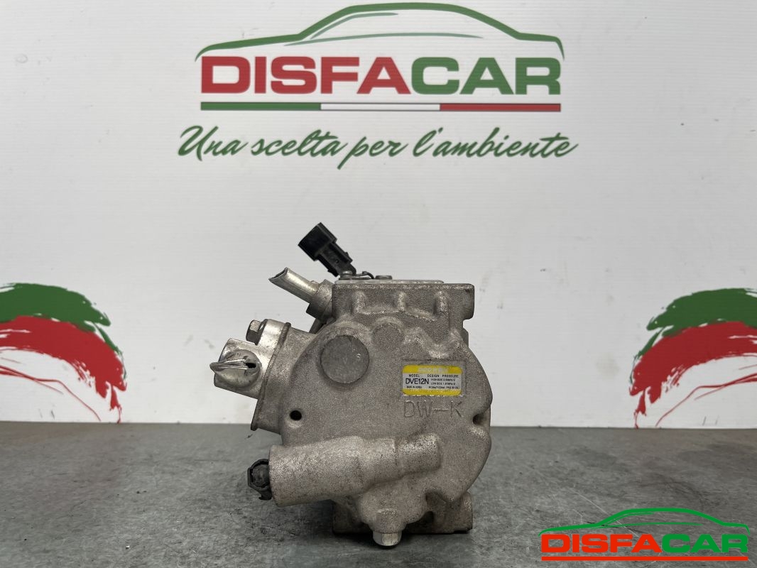 Compressore clima usato Kia Rio 4a serie 2017, codice 1e39e-17000 – foto 2 di 8