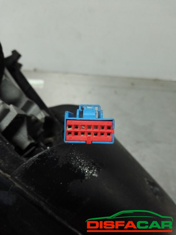 RETROVISORE ESTERNO usato Volvo V50 2004 - Ricambio originale garantito
