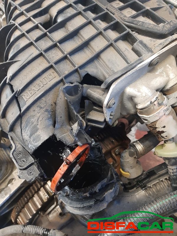 Motore usato Renault Twingo 3ª serie (MOTORE NON PROVATO MACCHINA INCIDENTATA collettore ASPIRAZIONE rotto… – foto 13 di 14