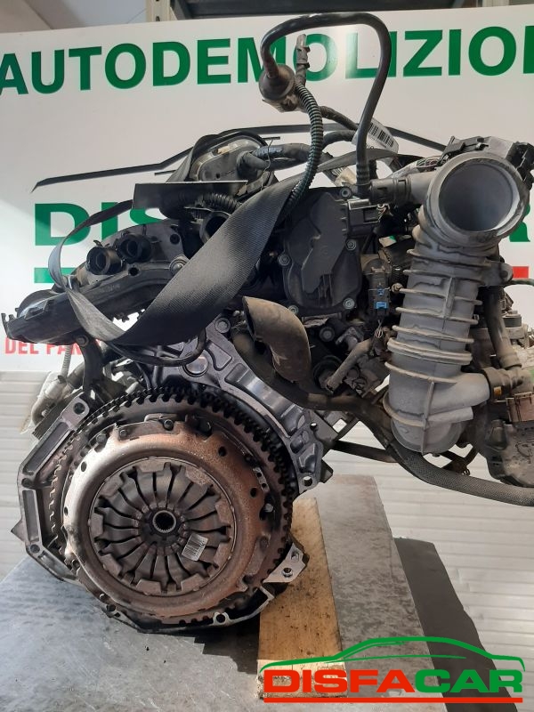 Motore usato Renault Twingo 3ª serie (MOTORE NON PROVATO MACCHINA INCIDENTATA collettore ASPIRAZIONE rotto… – foto 3 di 14