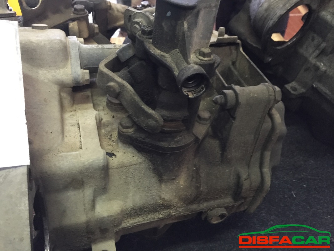 Cambio usato Volkswagen Passat 1988, codice RP – foto 4 di 4