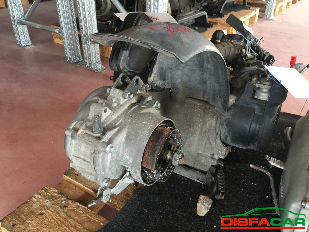 Motore usato Piaggio Scooter vespa 125, codice M444M – foto 2 di 4