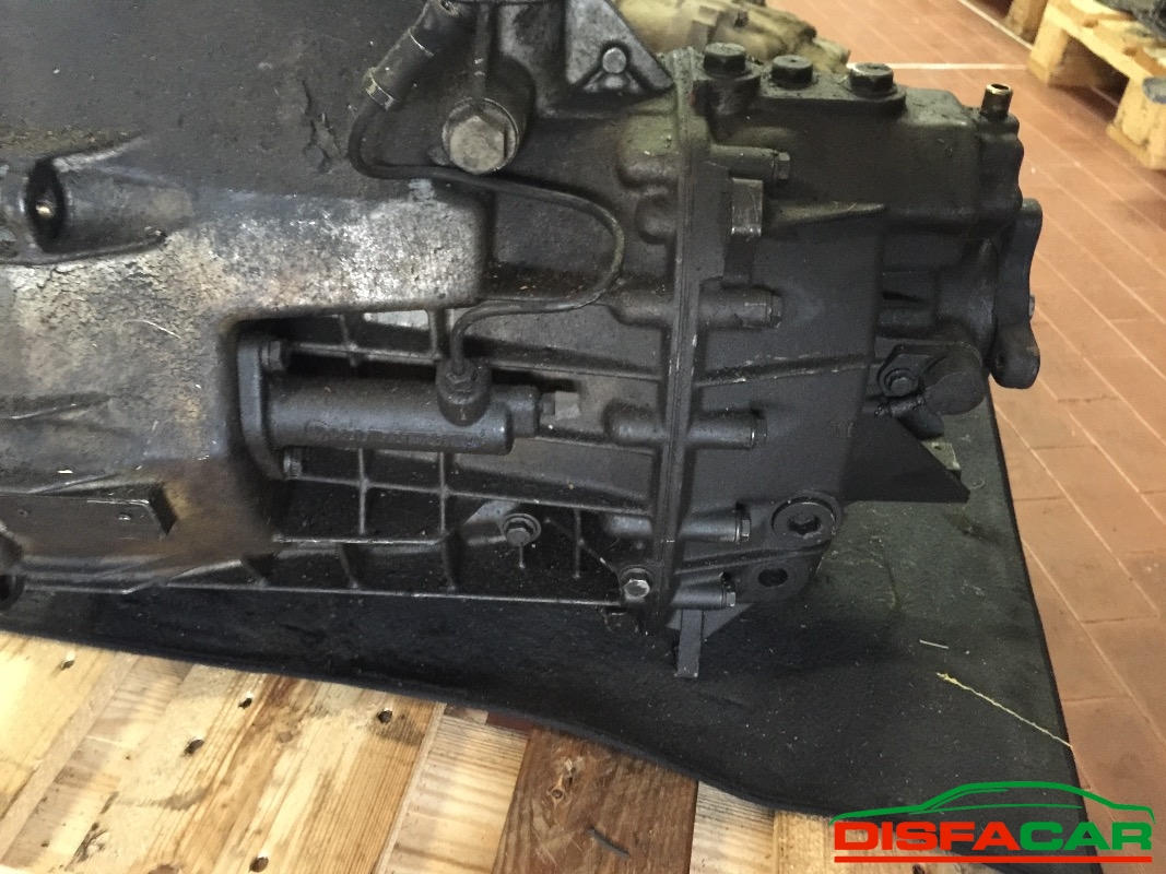 Cambio usato Volkswagen Transporter, codice AHB – foto 2 di 5