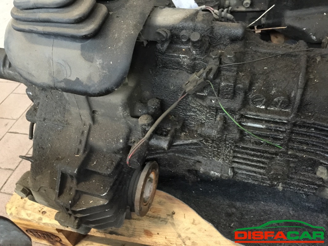 Cambio usato Volkswagen LT 35. 4x4 1990, codice AVR – foto 3 di 6