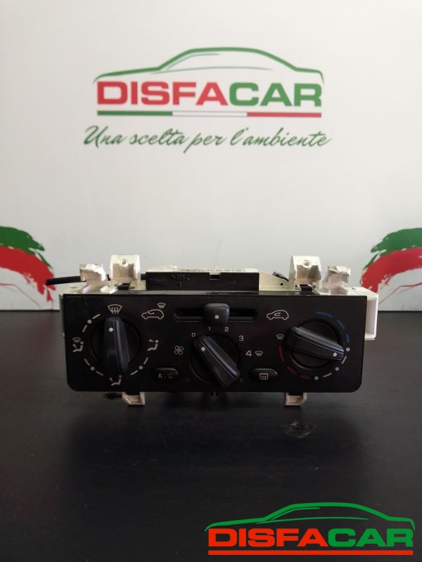 Comandi climatizzatore usati Citroën C3 1a Serie manuale 2002, codice f664479w – foto 2 di 5