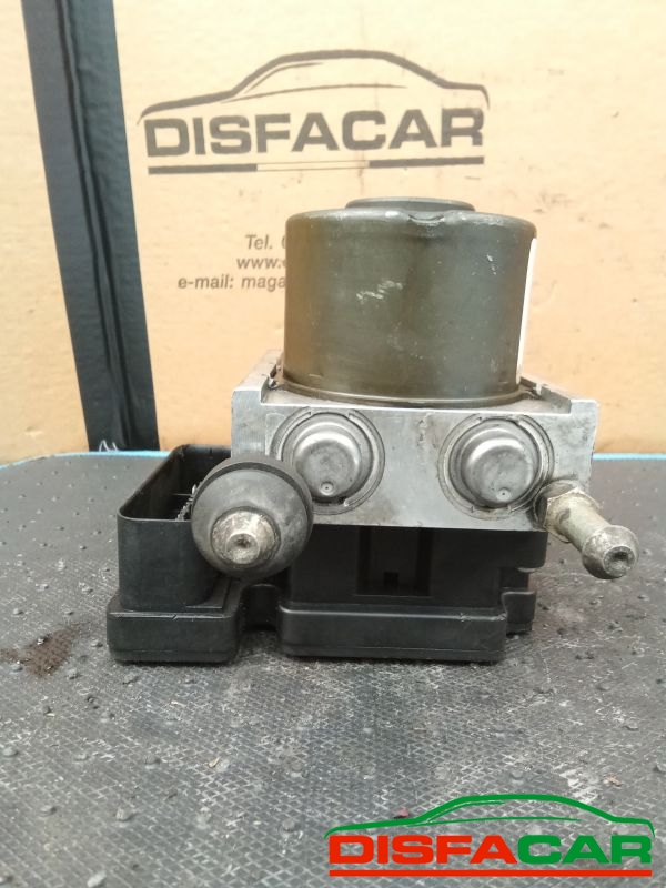Centralina ABS usata Opel Agila A 2000, codice 06.2102.0114.4 – foto 4 di 8