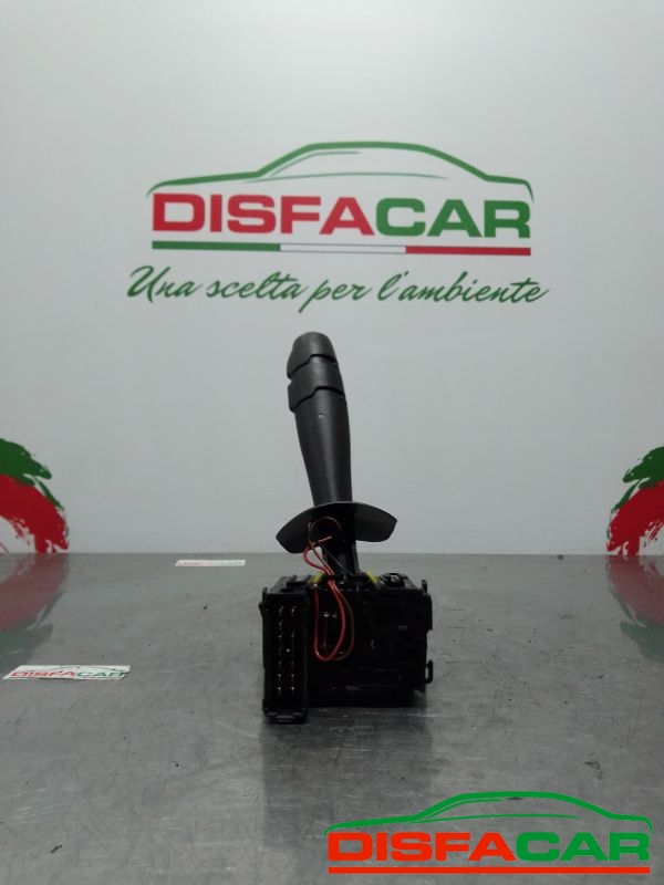 Devioluci usato Renault Twingo 2a serie 2007, codice 8200251704 – foto 4 di 5