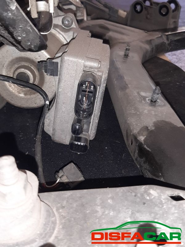TELAIETTO ANTERIORE usato Mercedes Benz GLA 200 2013 - Ricambio originale garantito