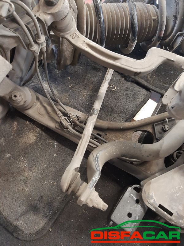 TELAIETTO ANTERIORE usato Mercedes Benz GLA 200 2013 - Ricambio originale garantito
