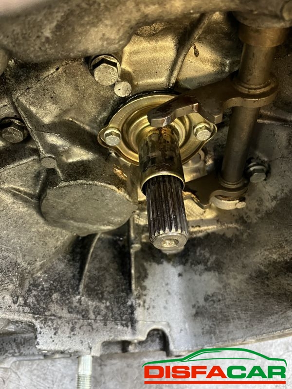 Cambio usato Fiat Multipla Bipower, codice 182B6.000 – foto 9 di 10