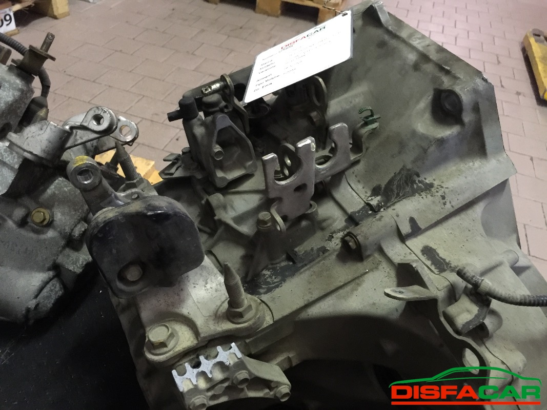Cambio usato Honda CR-V Seconda serie 2002, codice K20A4 – foto 3 di 4
