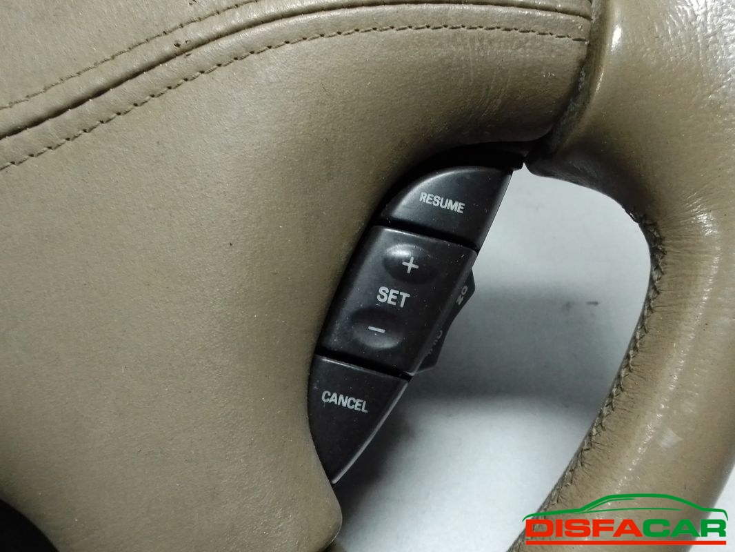 volante jaguar xk8 1996-2006 – foto 4 di 5