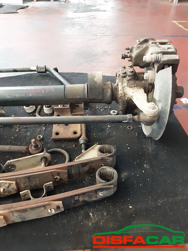 ASSALE ANTERIORE CON DIFFERENZIALE 4X4 usato Suzuki  2000 - Ricambio originale garantito