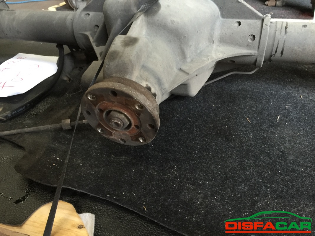 Differenziale posteriore usato Ford Transit 2000, codice D2FA – foto 2 di 8