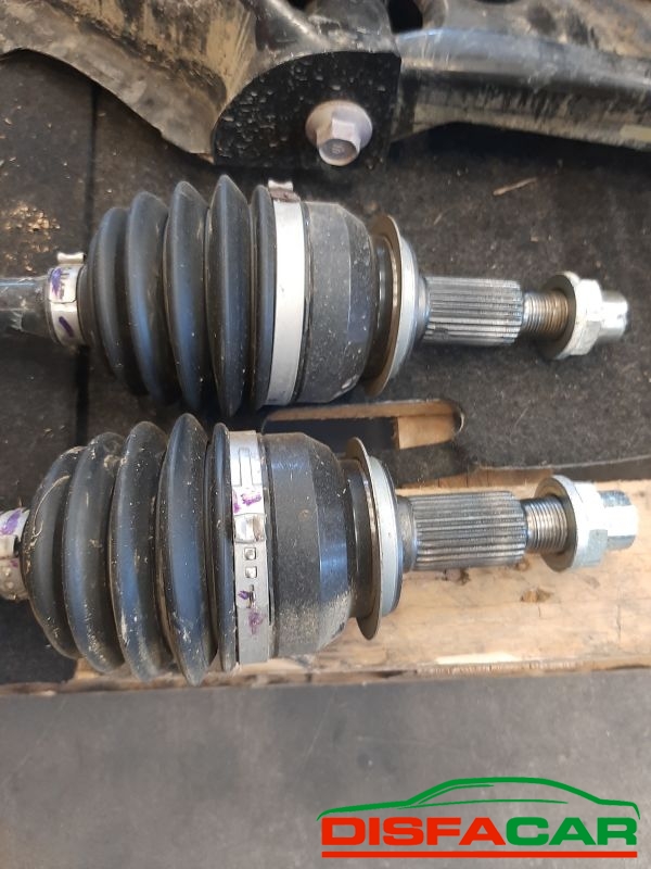 TELAIETTO ANTERIORE usato Suzuki Swift 2021 - Ricambio originale garantito