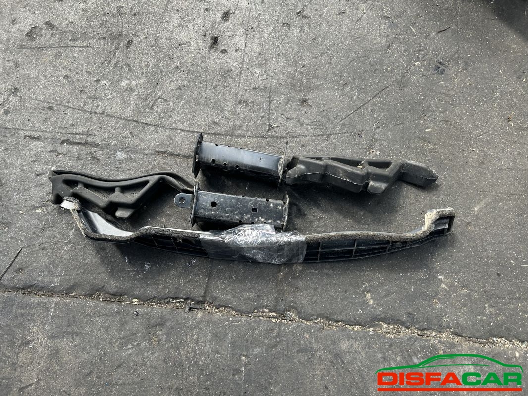 LAMIERATI usato Toyota Yaris 2020 - Ricambio originale garantito