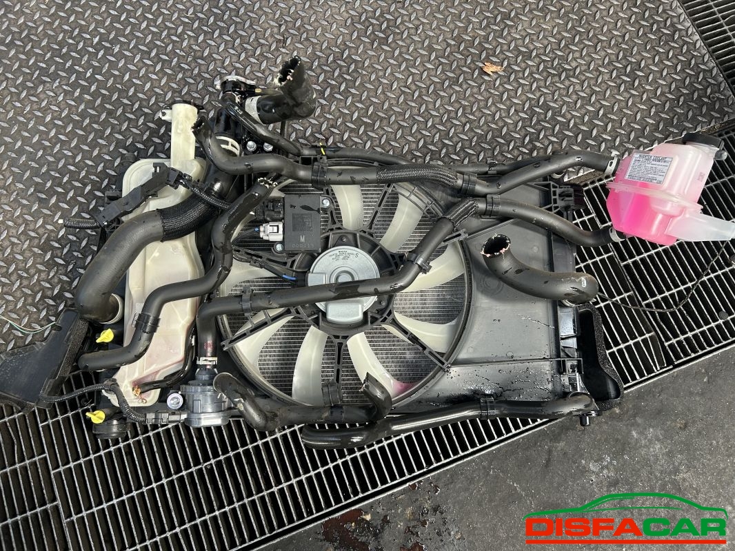 LAMIERATI usato Toyota Yaris 2020 - Ricambio originale garantito