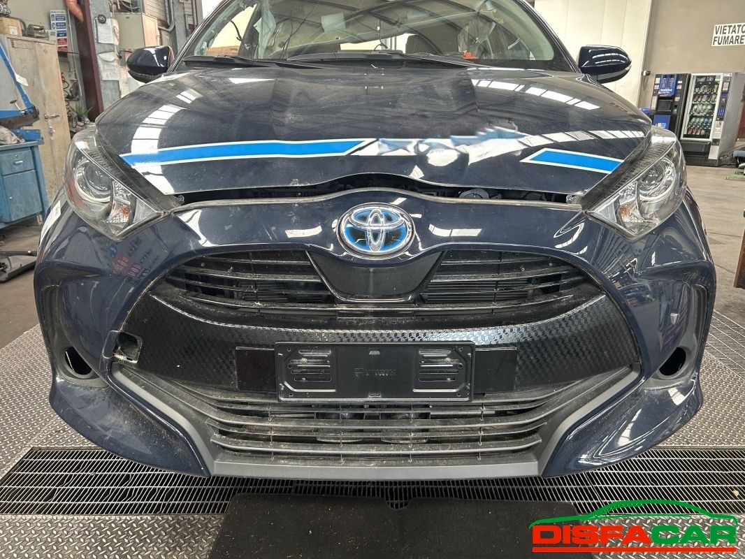 LAMIERATI usato Toyota Yaris 2020 - Ricambio originale garantito