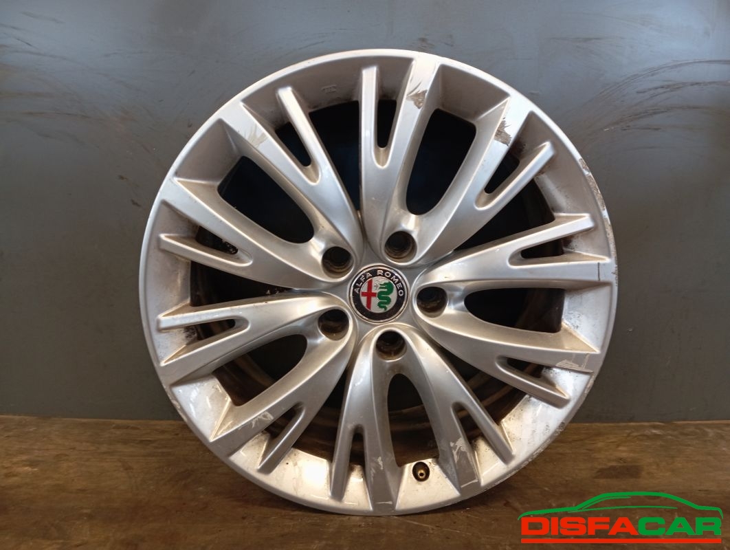 CERCHIO RUOTA usato Alfa Romeo Giulietta 2016 - Ricambio originale garantito