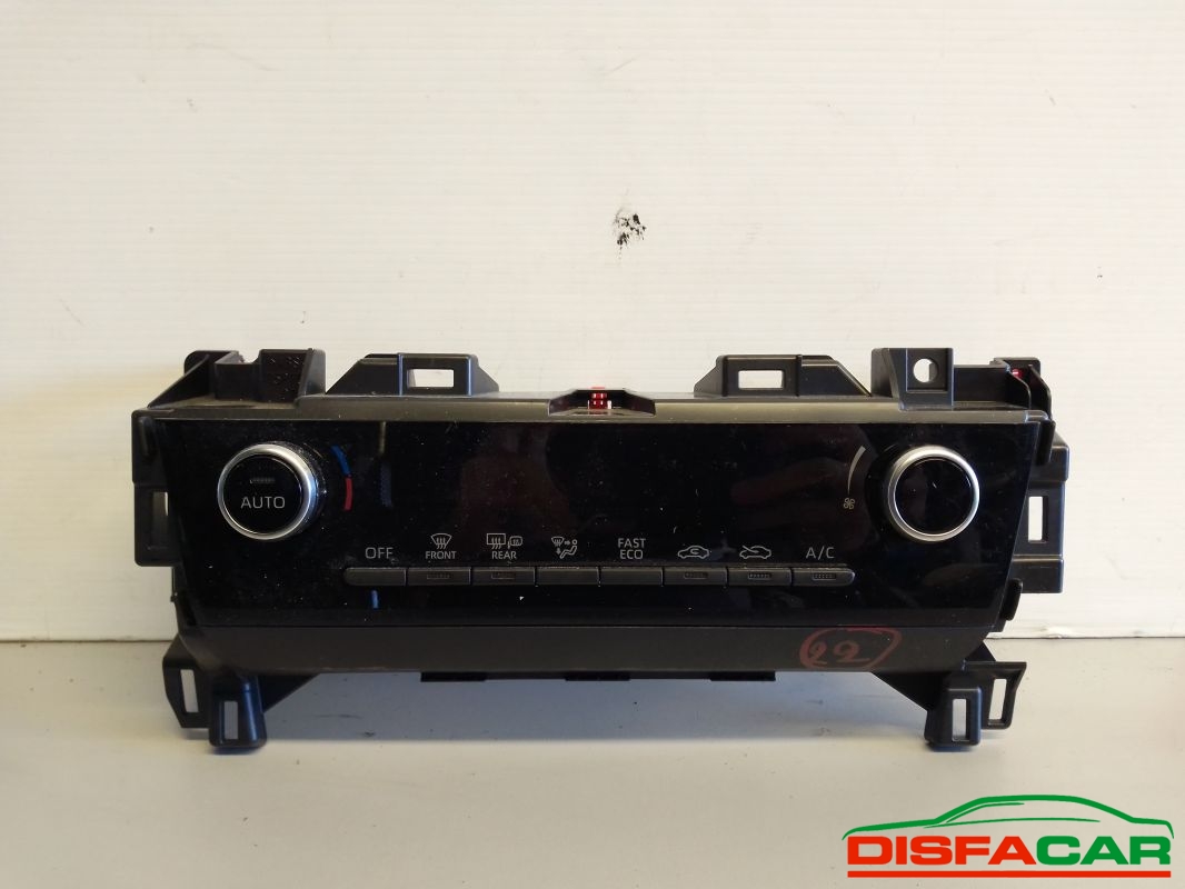 COMANDI CLIMATIZZATORE usato Toyota Yaris 2020 - Ricambio originale garantito