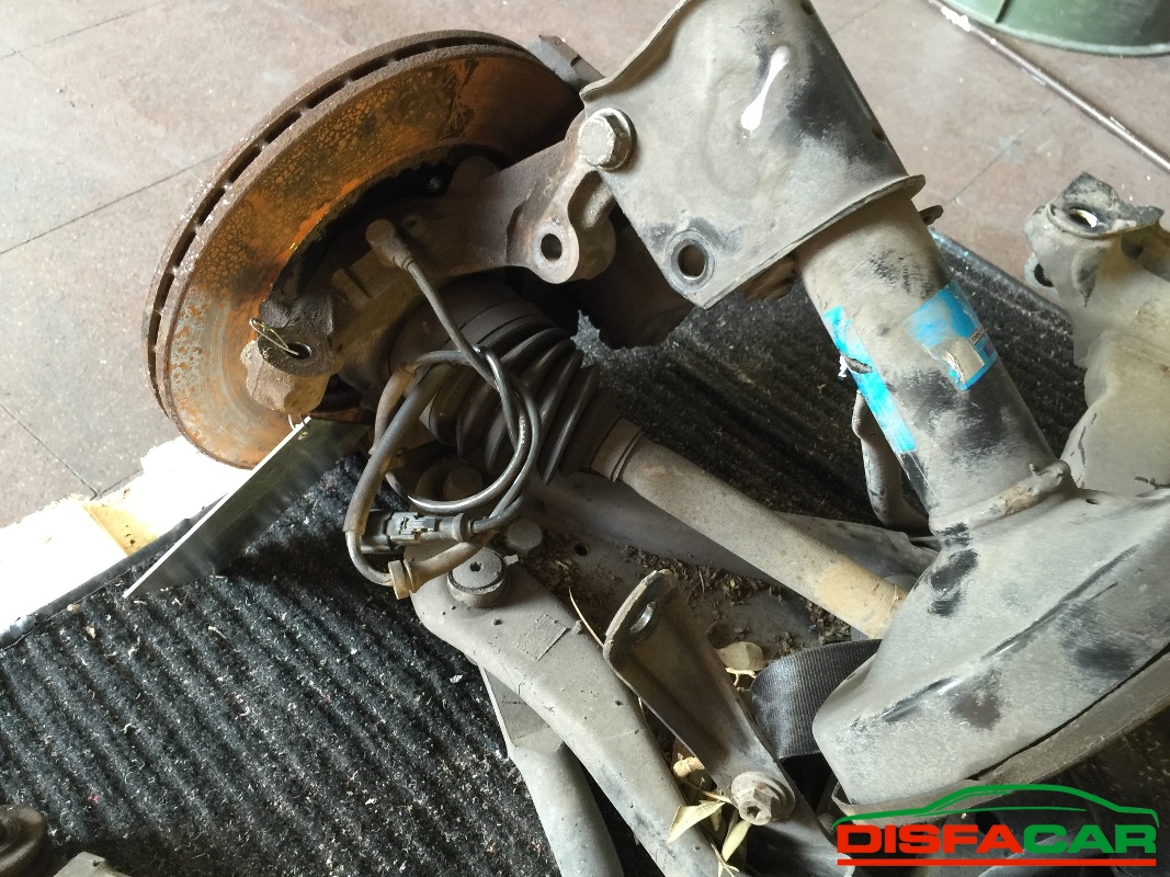 Telaietto anteriore usato Renault Twingo 2A SERIE 2007, codice D4FJ7 – foto 2 di 8