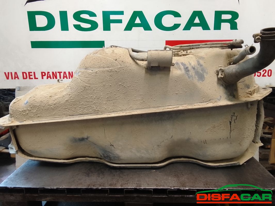 SERBATOIO usato Mitsubishi L200 1997 - Ricambio originale garantito