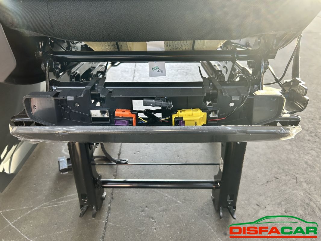 Sedili anteriori Toyota ProAce Max/Fiat Ducato dal 2025 – foto 9 di 10