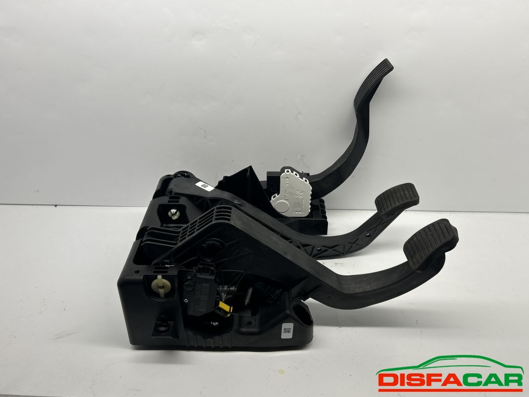 PEDALI TOYOTA PROACE MAX/FIAT DUCATO dal 2025 – foto 4 di 8