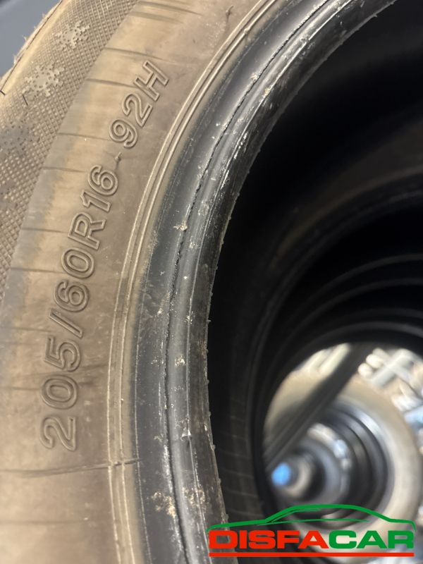 Pneumatici usati 205/60R16 LASSA 2025 – foto 3 di 5