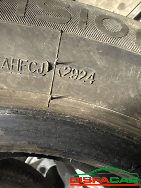 Pneumatici usati 215/65R15 OVATION 2024 – foto 4 di 5