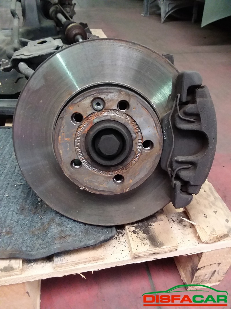 Telaietto anteriore usato Volkswagen Sharan 1995, codice AFN – foto 2 di 8