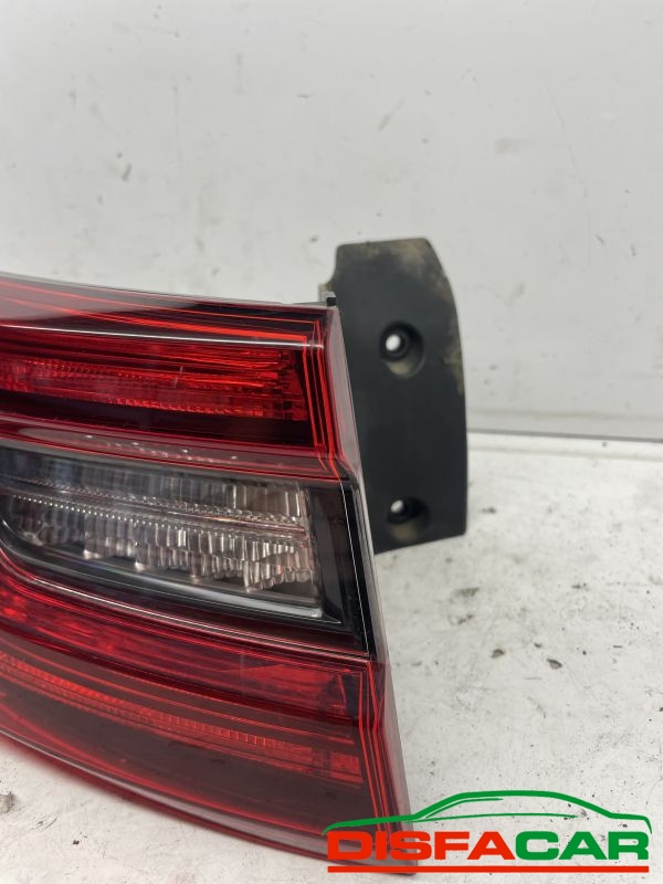 Fanale posteriore usato Renault TALISMAN SPORTER GRANDTOUR SW FARO POST SX A LED 2016 – foto 5 di 9
