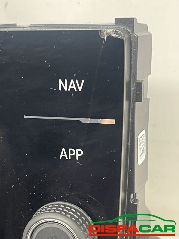 Ricambio usato Volkswagen T-ROC DISPLAY SCHERMO AUTORADIO 5NN919605B 2022 – foto 4 di 5