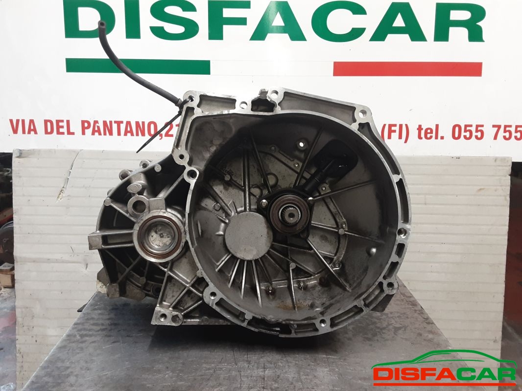 Cambio usato Ford Transit Connect 2015, codice dv6r7002zac – foto 9 di 9