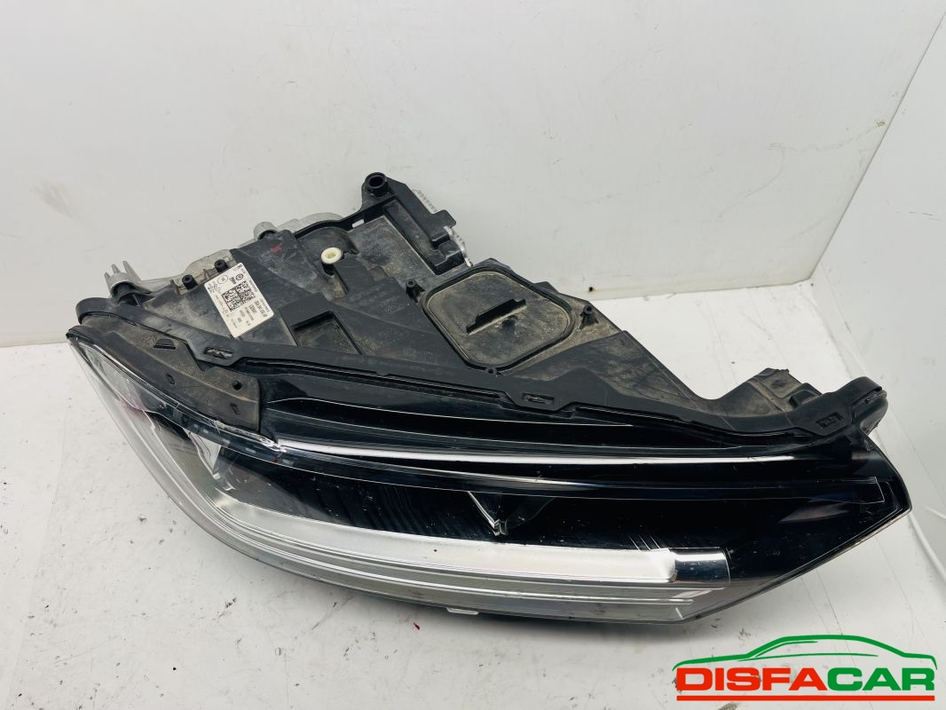 Fanale anteriore usato Volkswagen T-roc CORPO ROTTO, codice 2ga941036af – foto 8 di 10