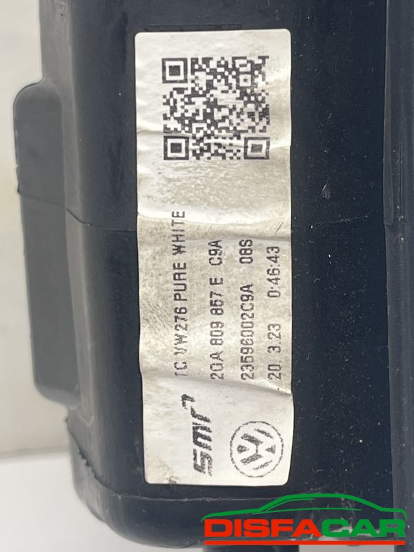 Sportellino carburante usato Volkswagen T-ROC 23596002C9A 2022, codice 23596002c9a – foto 2 di 3