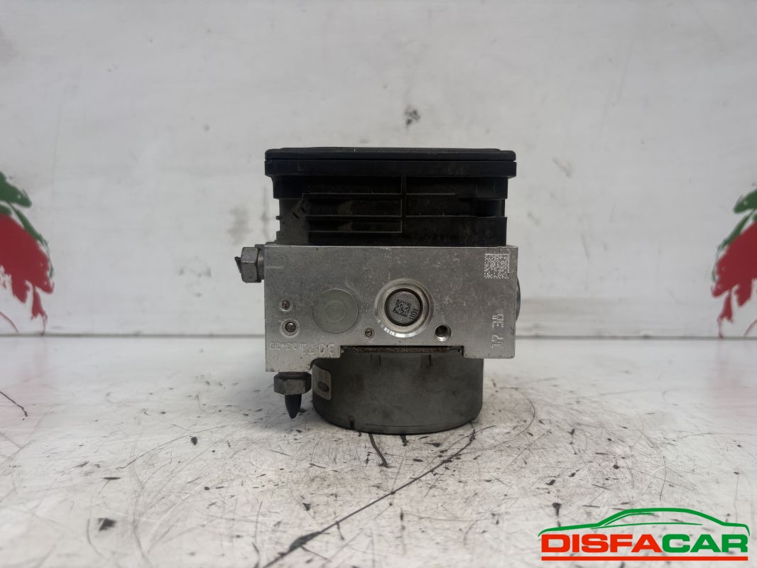 Centralina ABS usata Ford Focus 10.0220-1196.4 2011, codice 10.0220-1196.4 – foto 4 di 7