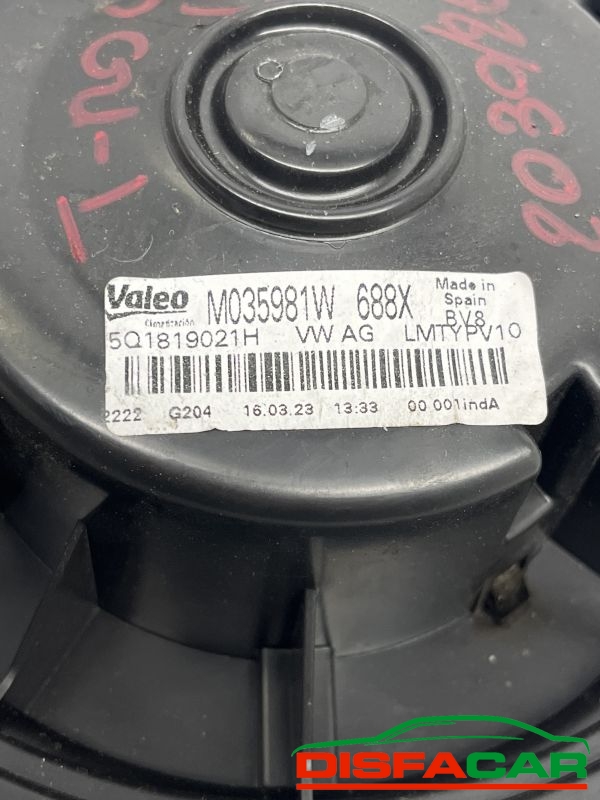 Ventola interna usata Volkswagen T ROC 5Q1819021H CON RESISTENZA 2022, codice 5q1819021h – foto 3 di 5