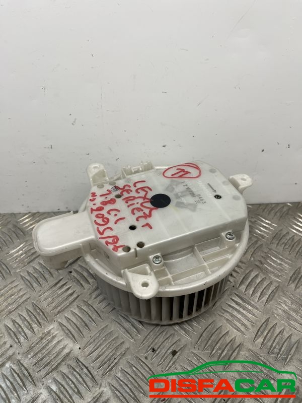 Ventola interna usata Lexus CT 200h 272600-0463 2010, codice 272600-0463 – foto 5 di 6
