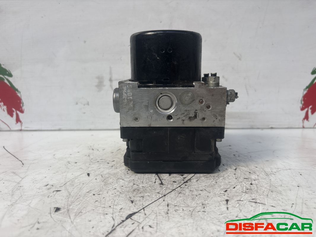 Centralina ABS usata BMW 320 2005, codice 10.0212-0044.4 – foto 6 di 7
