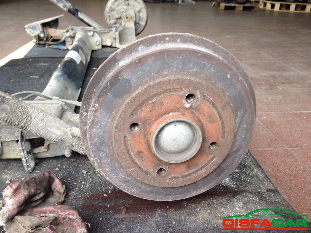 Assale posteriore usato Peugeot 1007 2005, codice KFV – foto 3 di 4